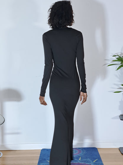 Vestido Longo Elegante Detalhe Borboleta